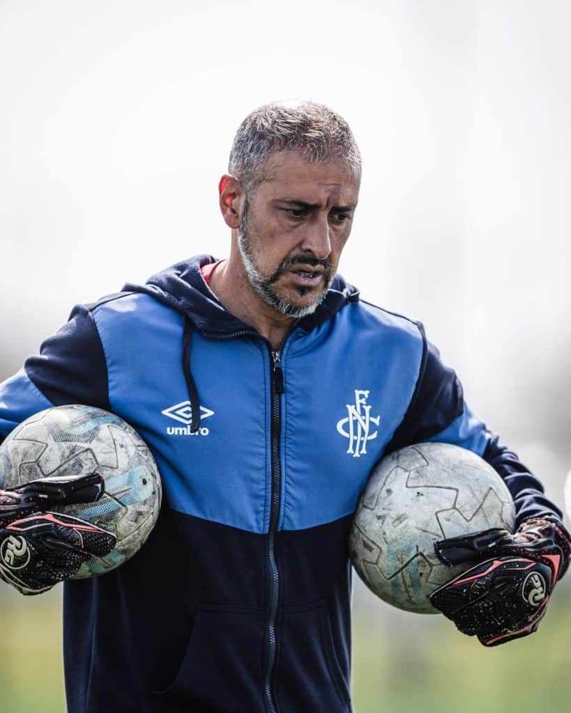 Leonel Pintos Coach profile